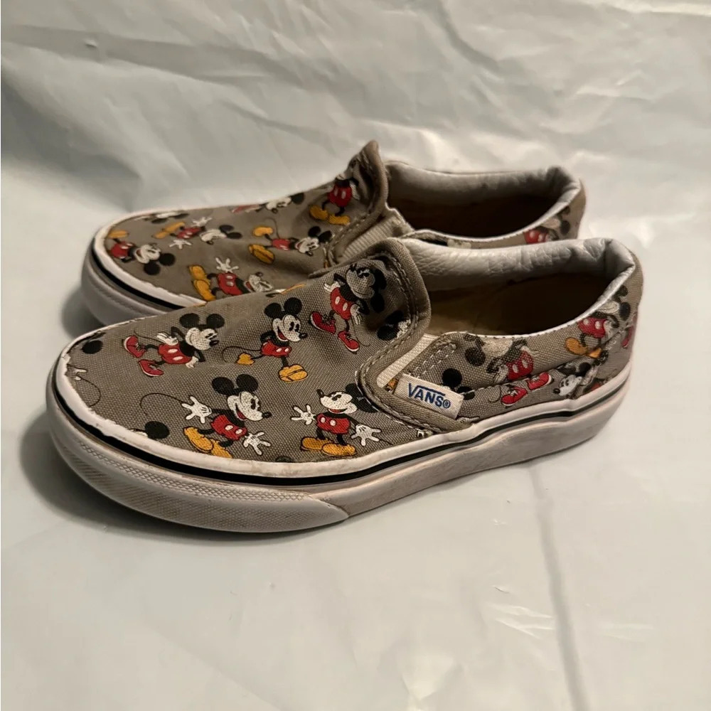 Vans Disney Kids Mickey Mouse Shoes Size 12.5 Slip-On Gray/White - Picture 2 of 9